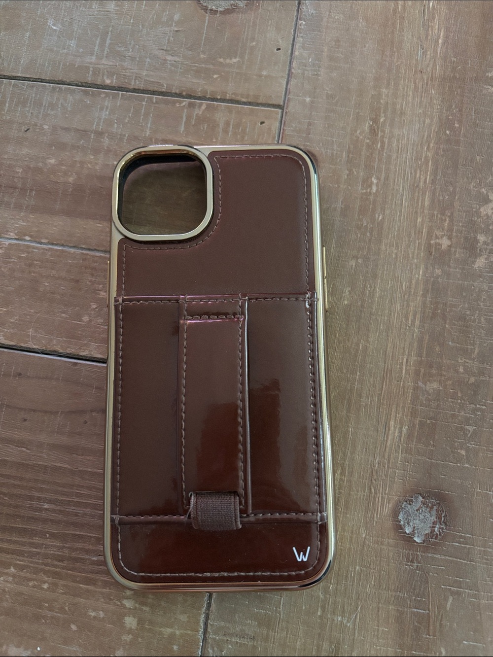 Leather Walli phone case with gold